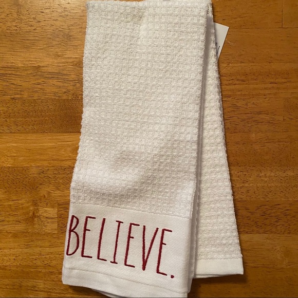 Rae Dunn MERRY & BRIGHT and BELIEVE Christmas Towel Set NEW!! - Picture 2 of 2